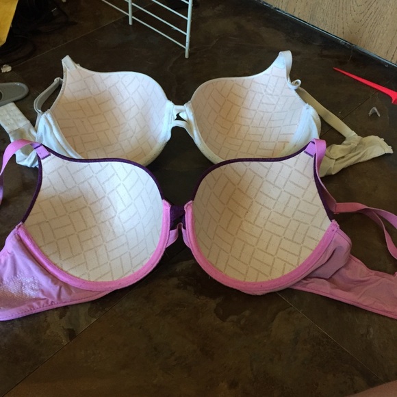 Vs bras - Picture 2 of 3